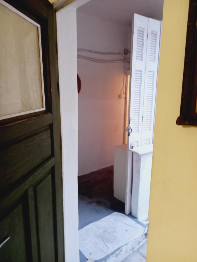 Στην Αυλή Της Ράχης Apartment Kalamata Exterior photo