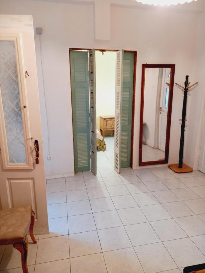 Στην Αυλή Της Ράχης Apartment Kalamata Exterior photo